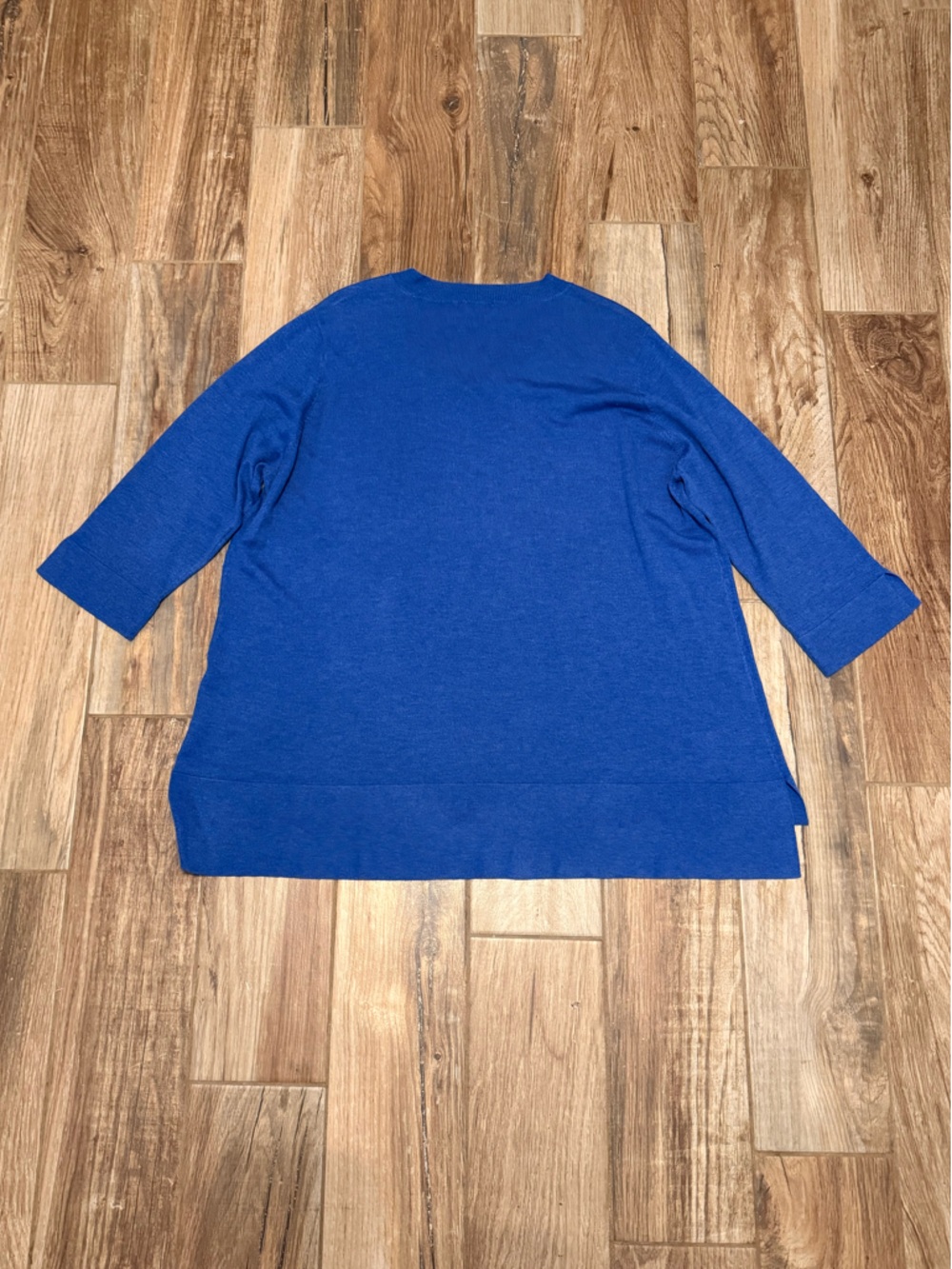 Kerisma V-Neck Sweater in Vibrant Blue - Picture 4 of 4